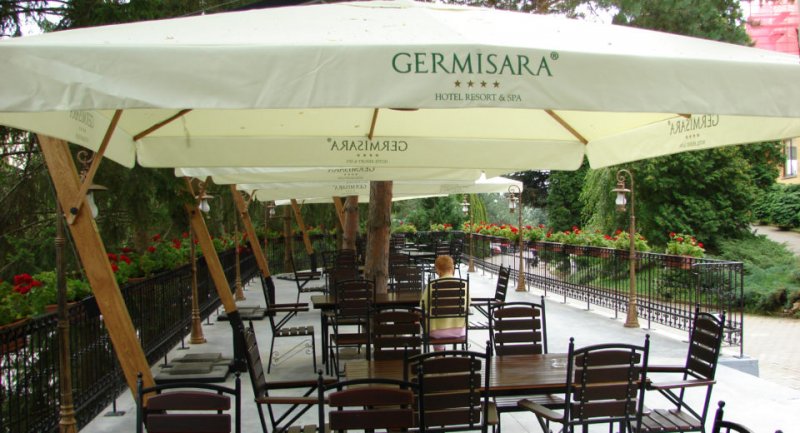 6-terasa_Hotel_Germisara